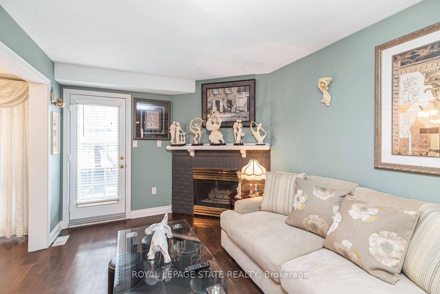 









255


Mount Albion

Road, 22,
Hamilton,




ON
L8K 6P7

