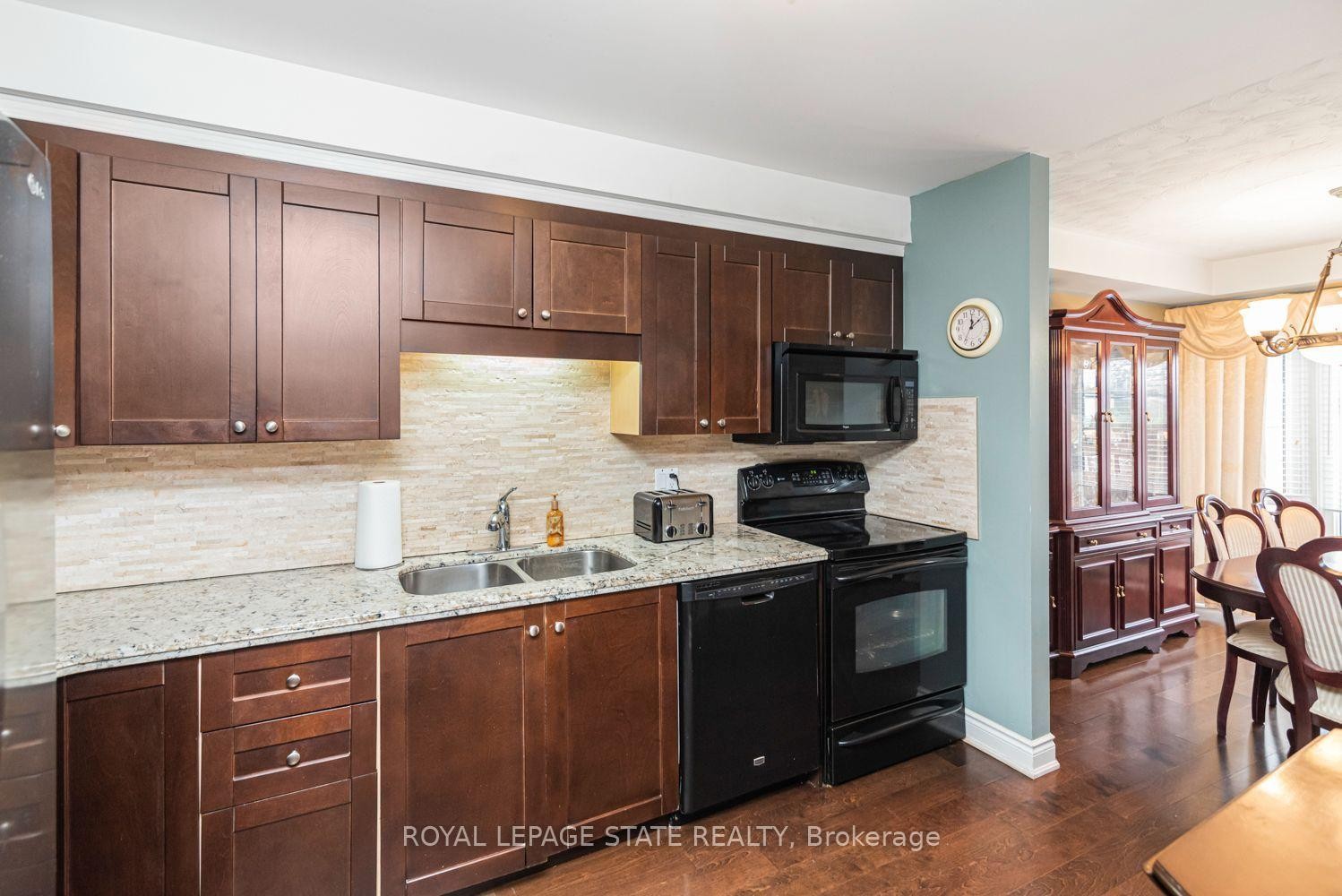 









255


Mount Albion

Road, 22,
Hamilton,




ON
L8K 6P7

