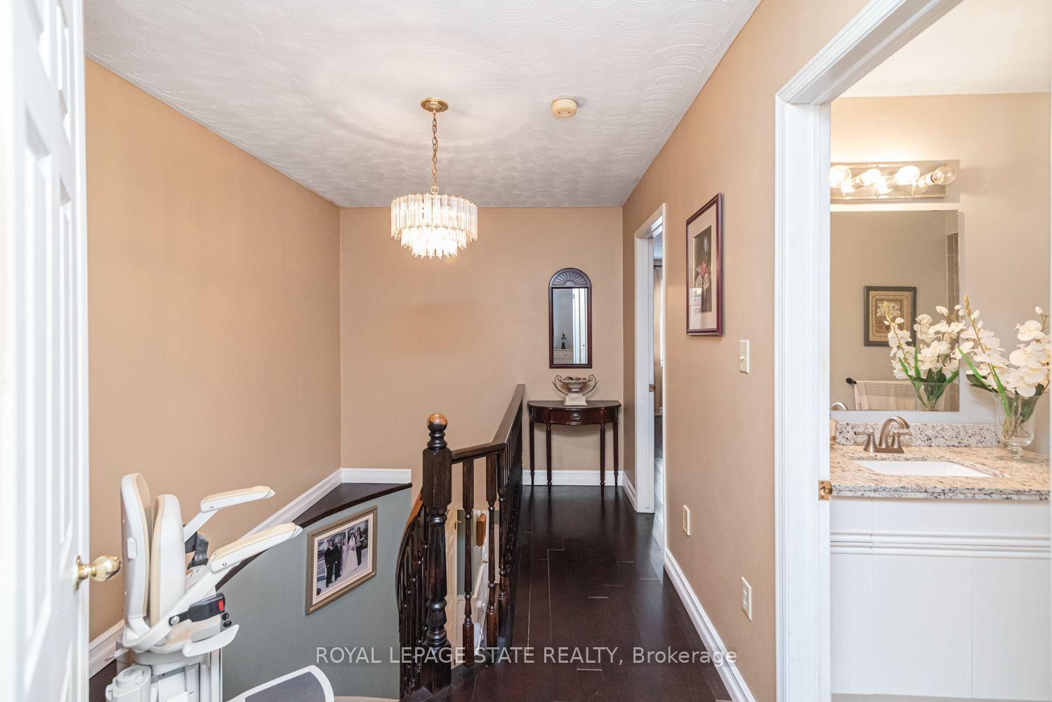 









255


Mount Albion

Road, 22,
Hamilton,




ON
L8K 6P7


