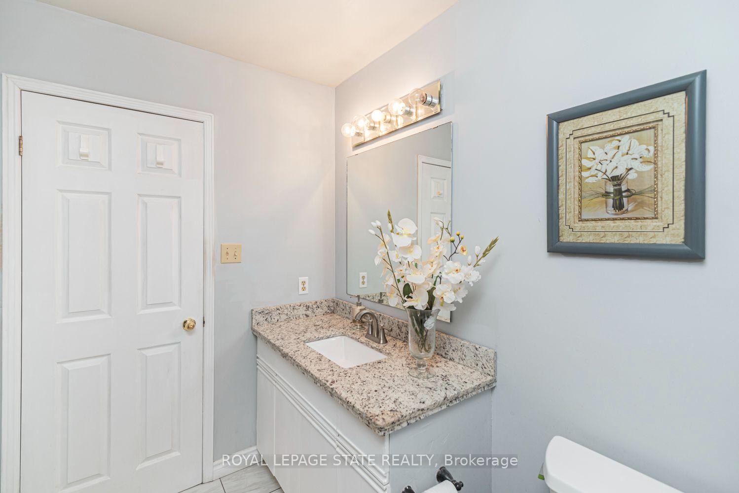 









255


Mount Albion

Road, 22,
Hamilton,




ON
L8K 6P7

