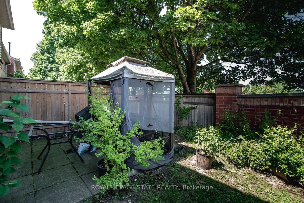









255


Mount Albion

Road, 22,
Hamilton,




ON
L8K 6P7

