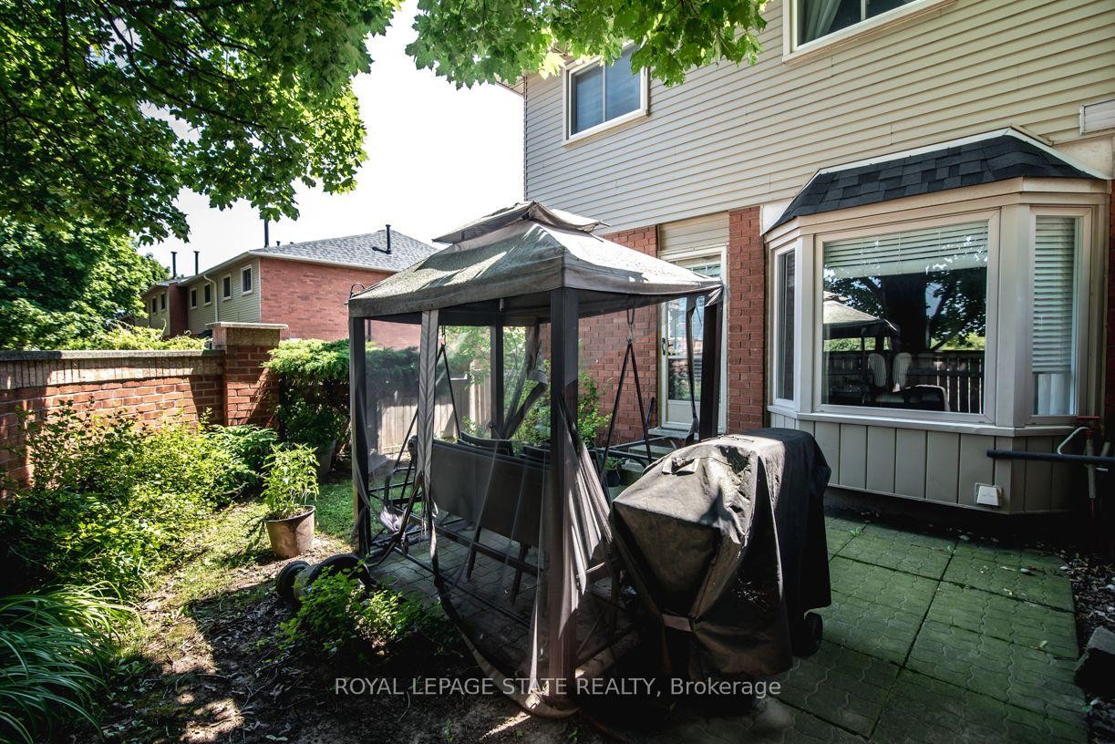 









255


Mount Albion

Road, 22,
Hamilton,




ON
L8K 6P7

