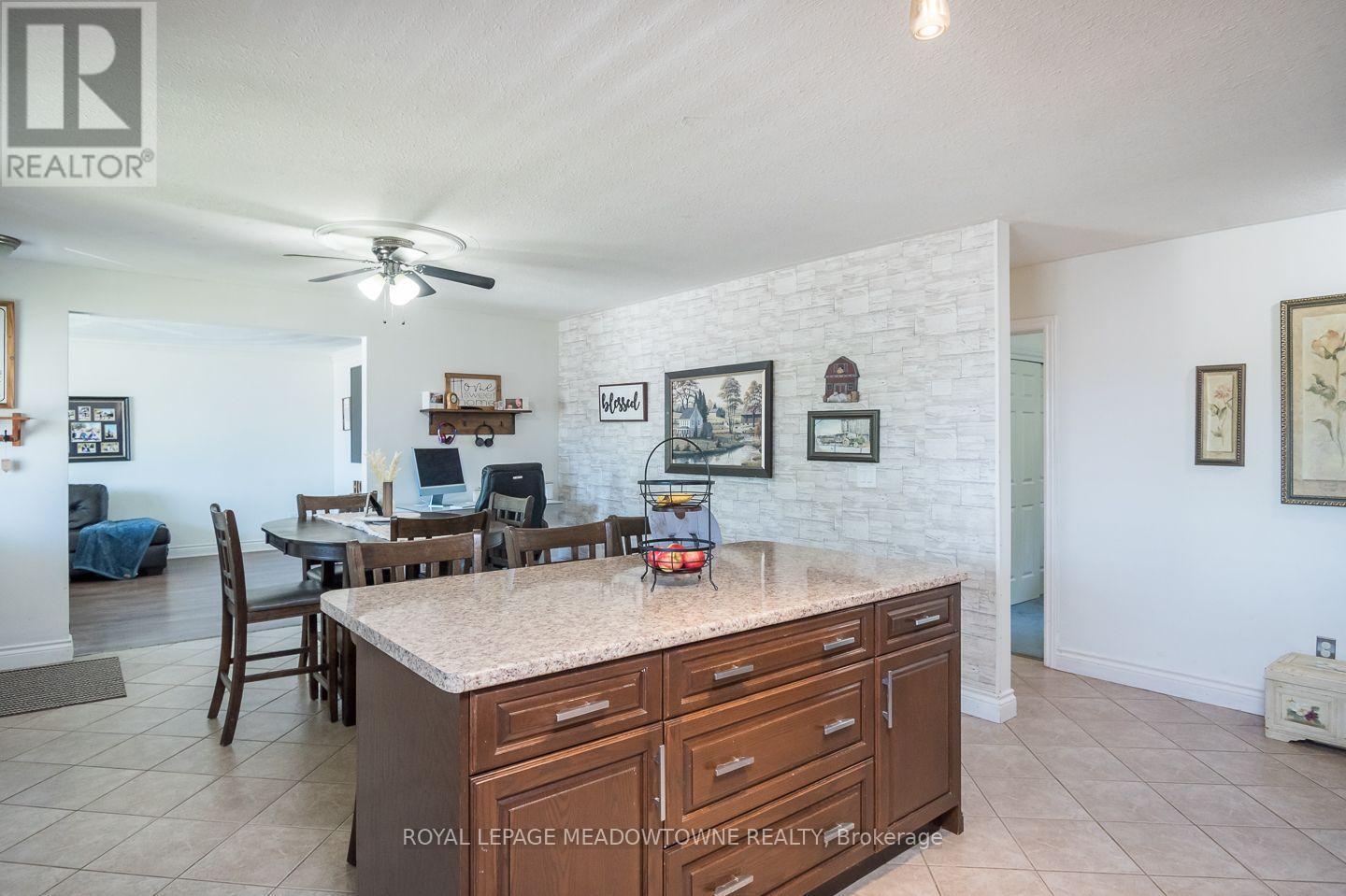 












180 WEST SIDE ROAD

,
Port Colborne,




Ontario
L3K5K7

