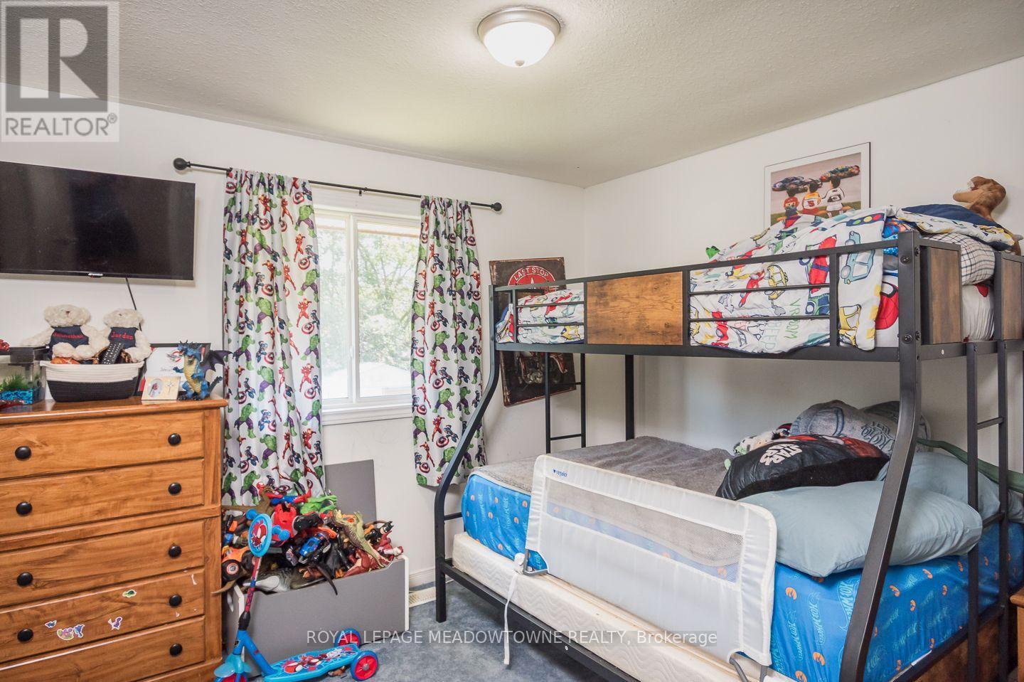 












180 WEST SIDE ROAD

,
Port Colborne,




Ontario
L3K5K7

