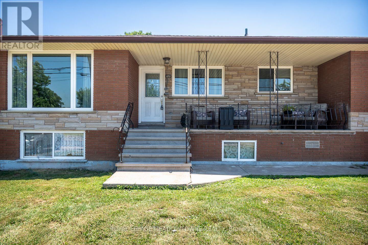 












180 WEST SIDE ROAD

,
Port Colborne,




Ontario
L3K5K7

