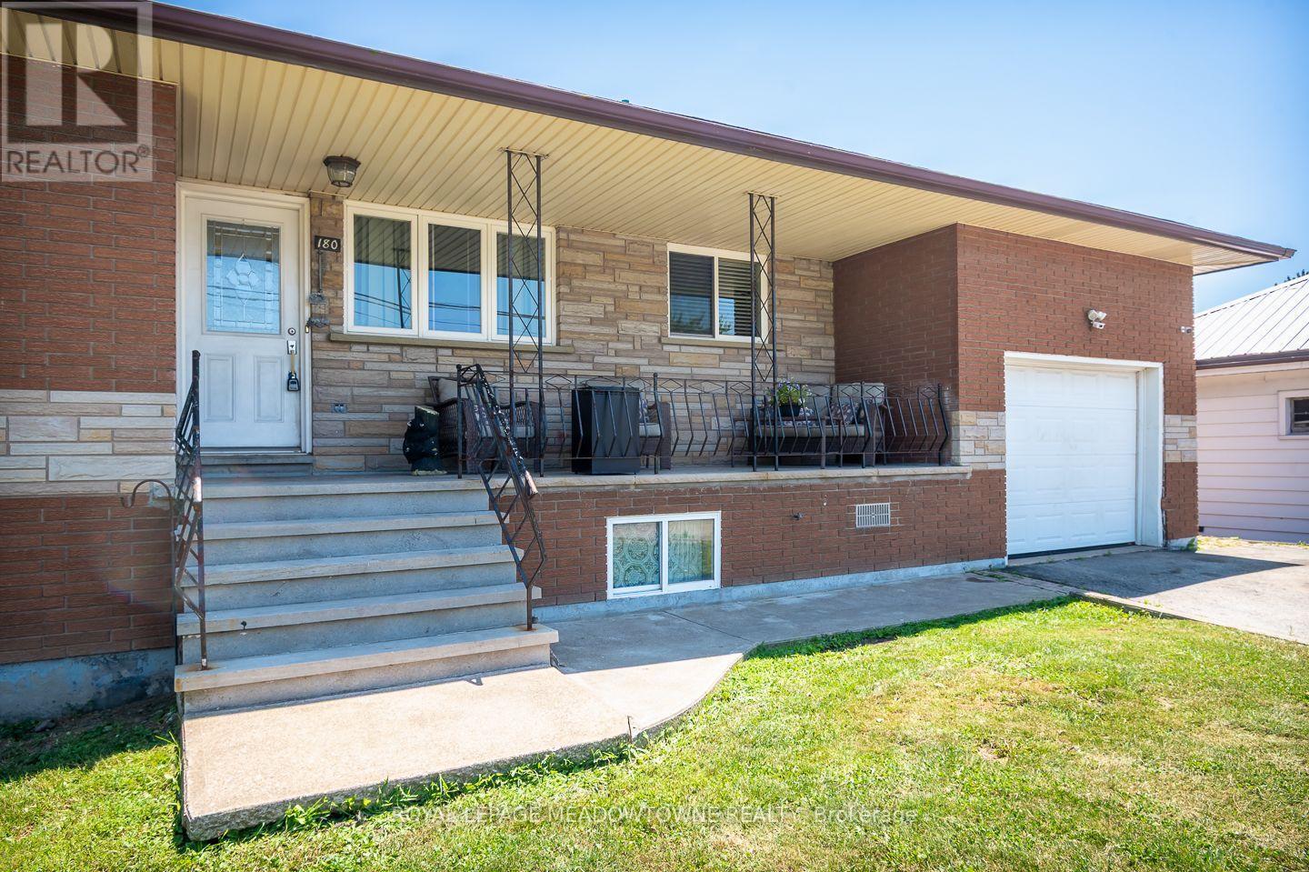












180 WEST SIDE ROAD

,
Port Colborne,




Ontario
L3K5K7

