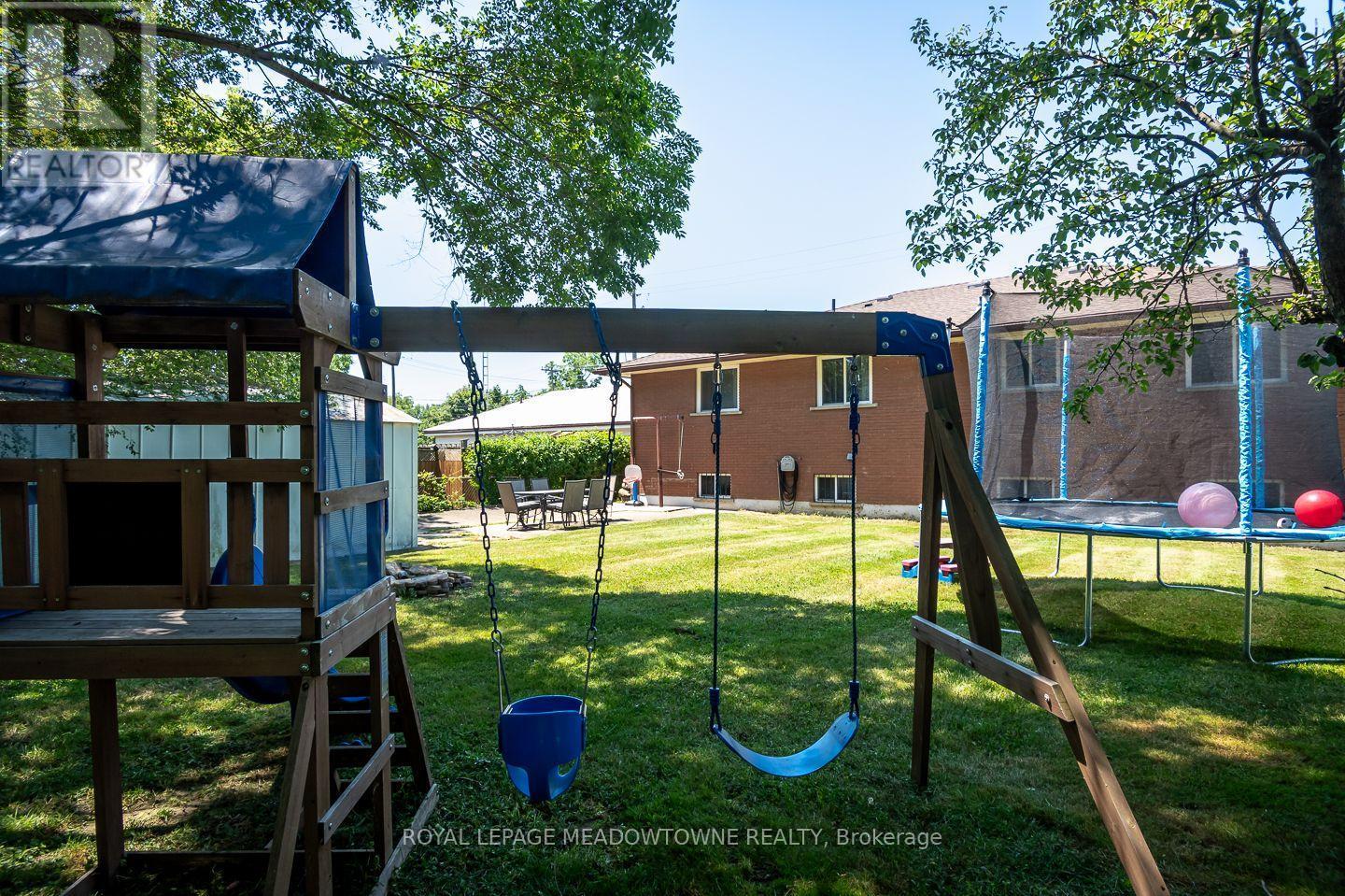 












180 WEST SIDE ROAD

,
Port Colborne,




Ontario
L3K5K7

