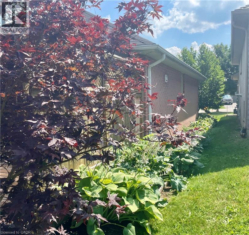 












119 MEADOWRIDGE Drive

,
St. Marys,




Ontario
N4X1A6

