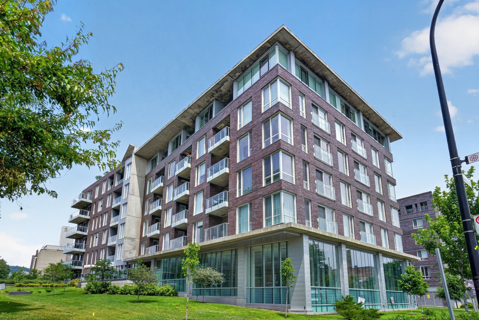 









2175


Rue St-Patrick

, 116,
Montréal (Le Sud-Ouest),




QC
H3K1B4

