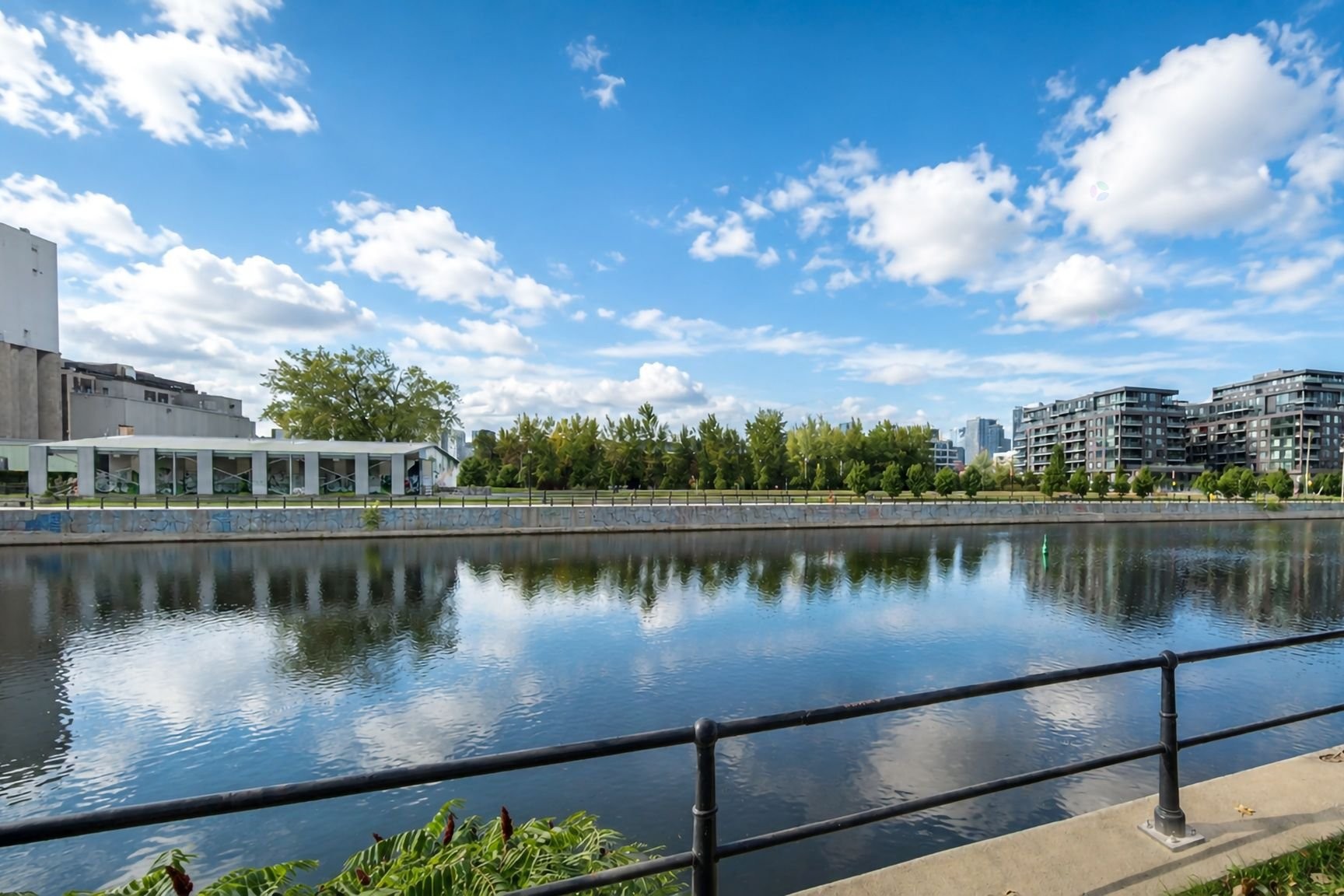 









2175


Rue St-Patrick

, 116,
Montréal (Le Sud-Ouest),




QC
H3K1B4

