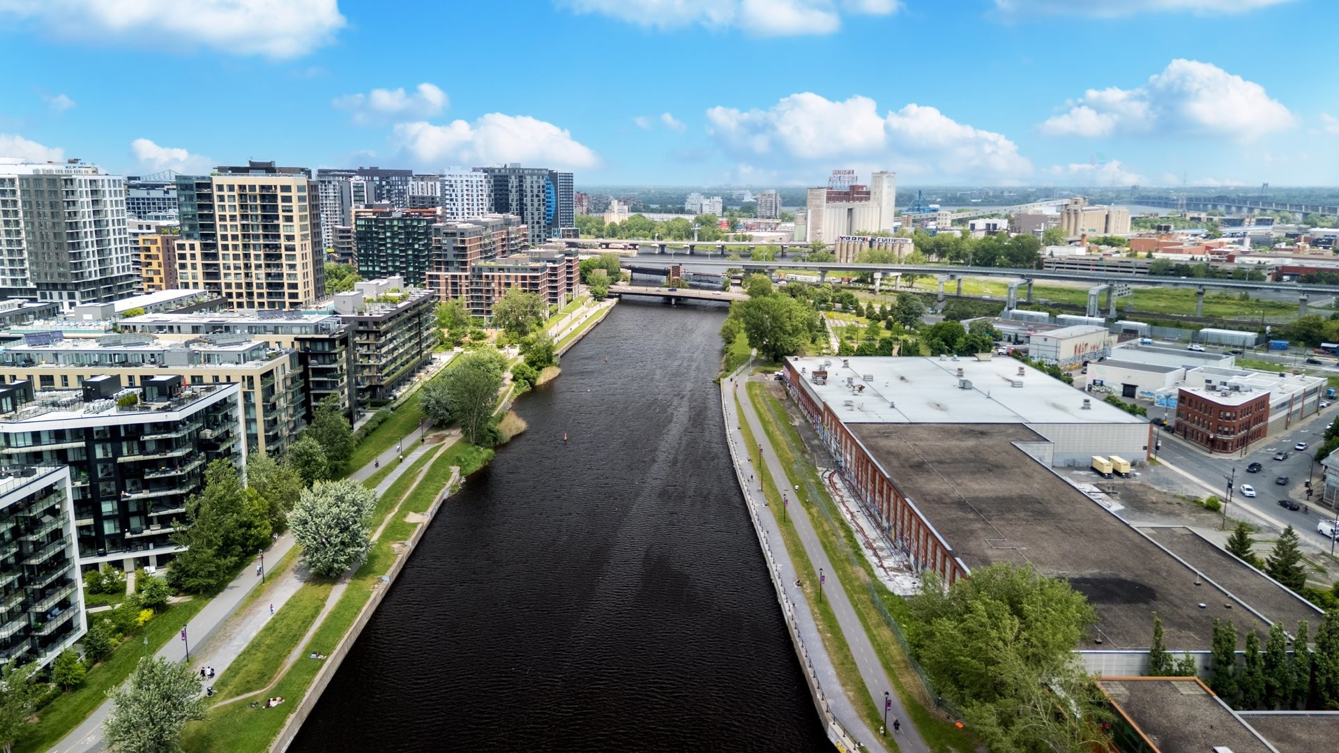 









2175


Rue St-Patrick

, 116,
Montréal (Le Sud-Ouest),




QC
H3K1B4

