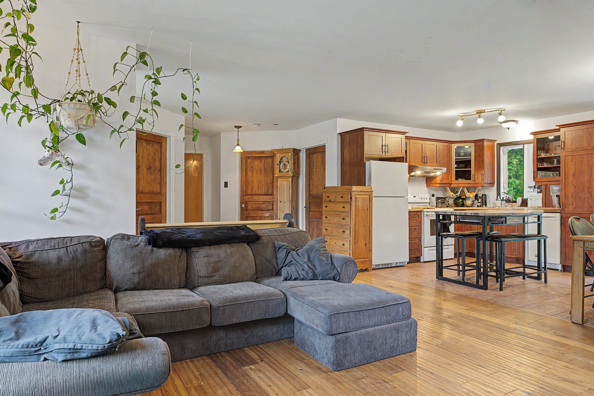 









166


Ch. du Curé-Corbeil E.

,
Val-Morin,




QC
J0T2R0

