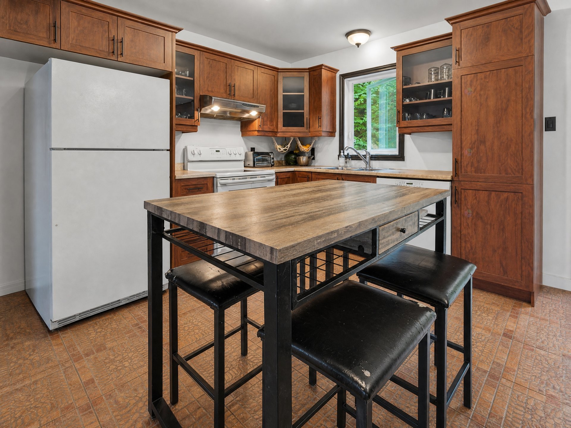 









166


Ch. du Curé-Corbeil E.

,
Val-Morin,




QC
J0T2R0

