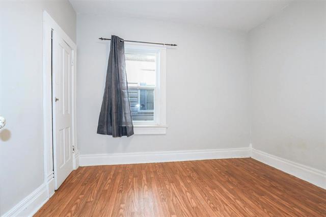 









741


Stella

AVE,
Winnipeg,




MB
R2W 2W1

