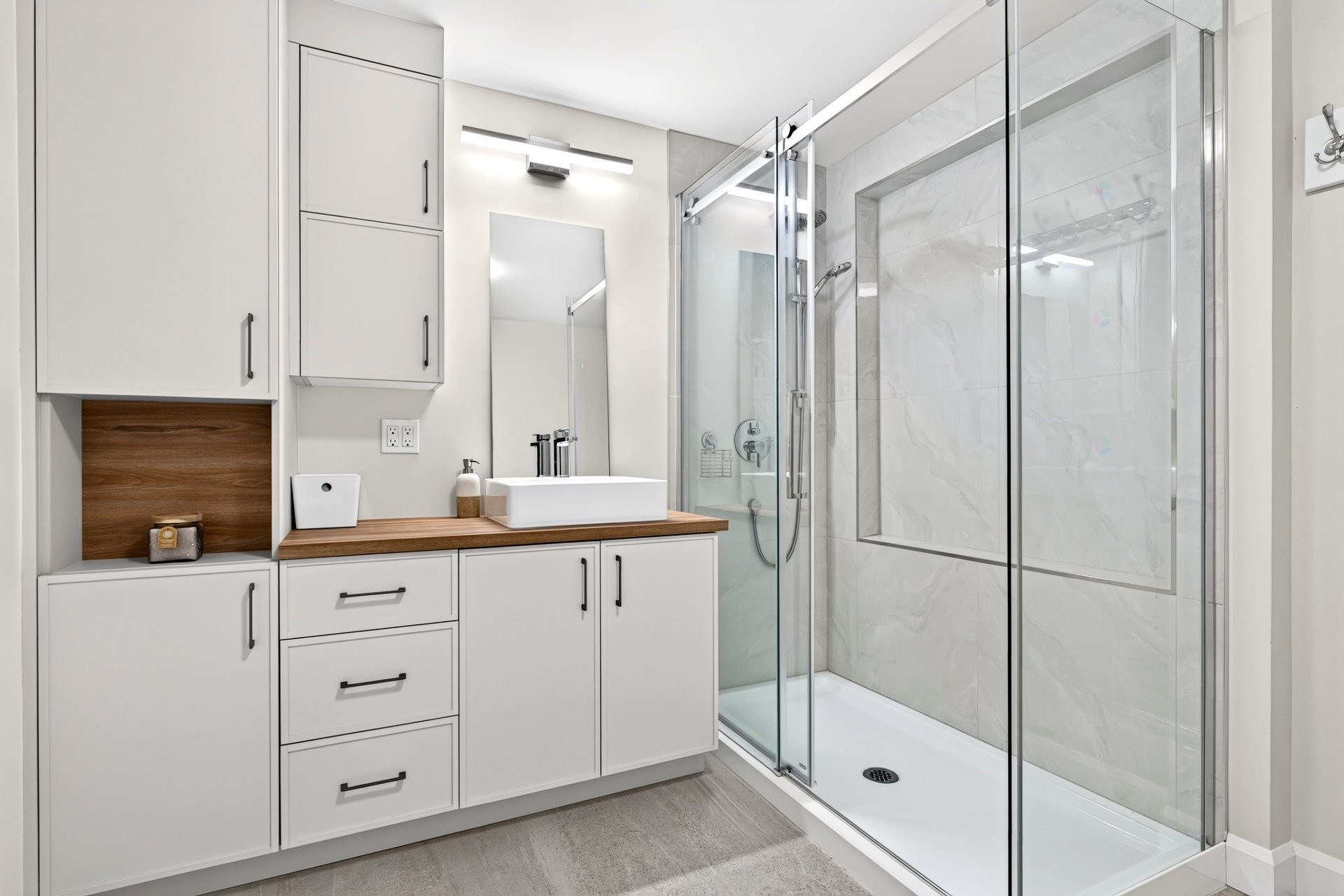 









3373


Rue Antoine-Samson

,
Sherbrooke (Les Nations),




QC
J1L2R3

