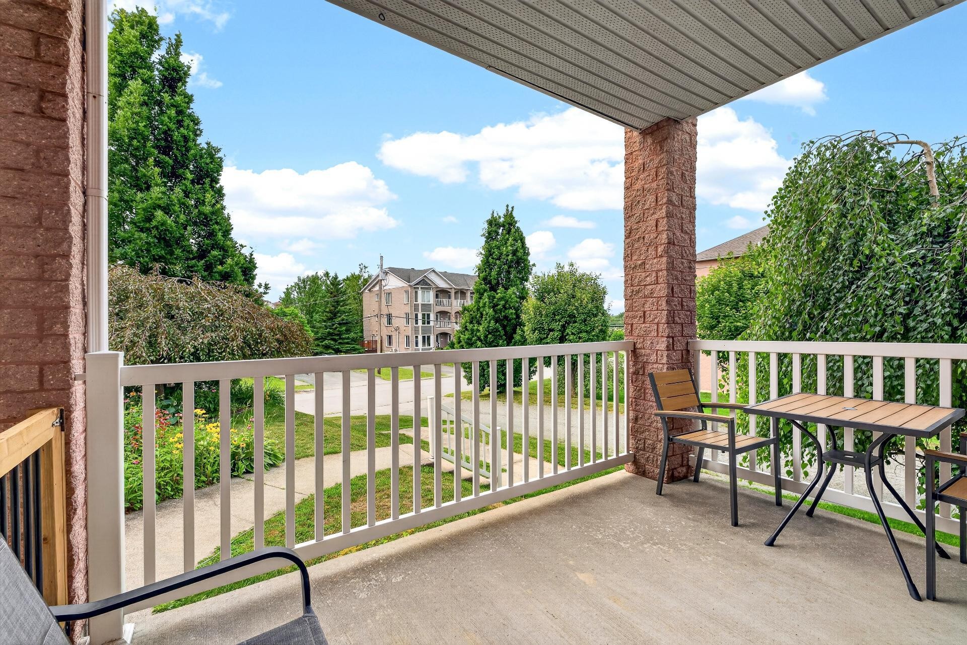 









3373


Rue Antoine-Samson

,
Sherbrooke (Les Nations),




QC
J1L2R3

