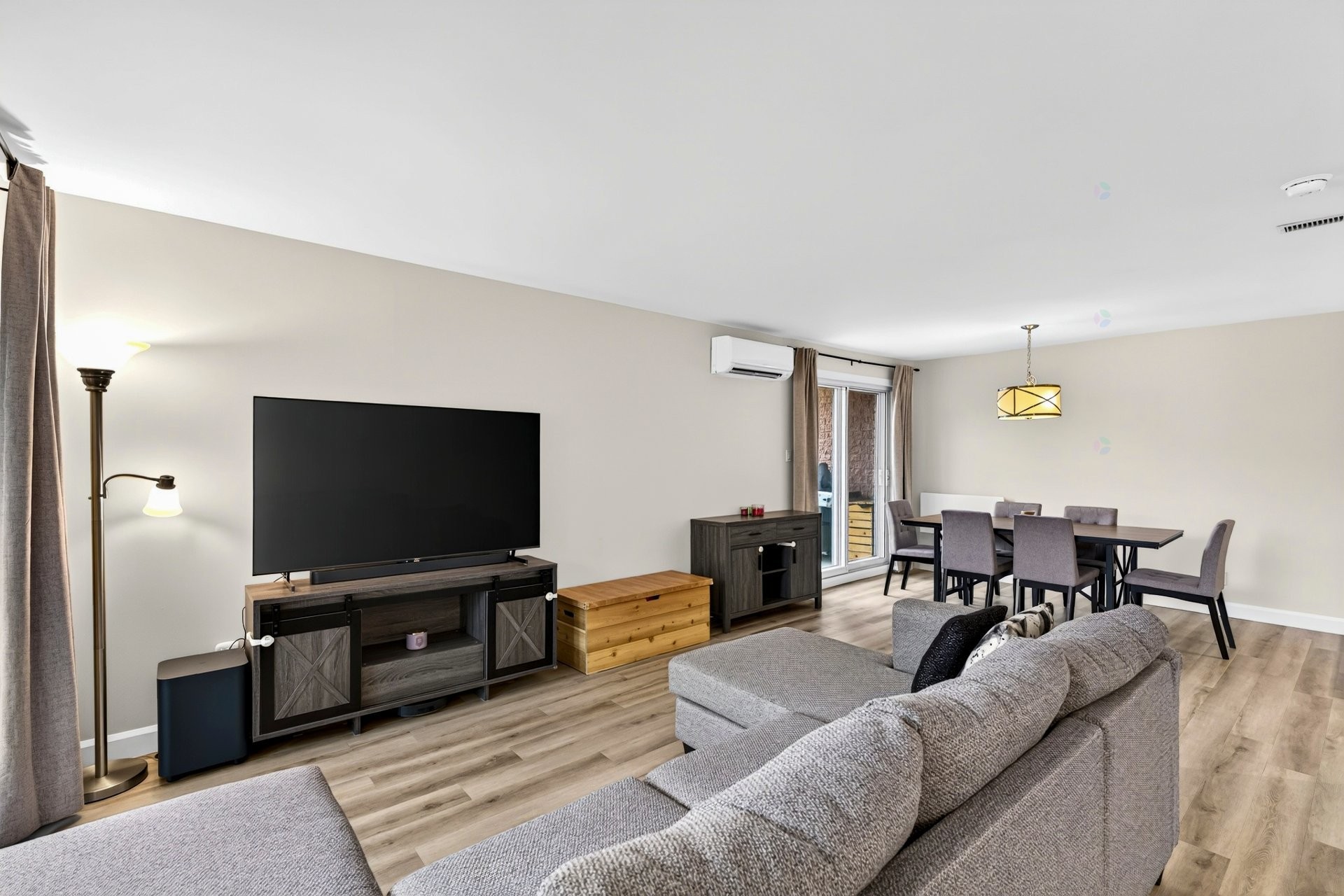 









3373


Rue Antoine-Samson

,
Sherbrooke (Les Nations),




QC
J1L2R3

