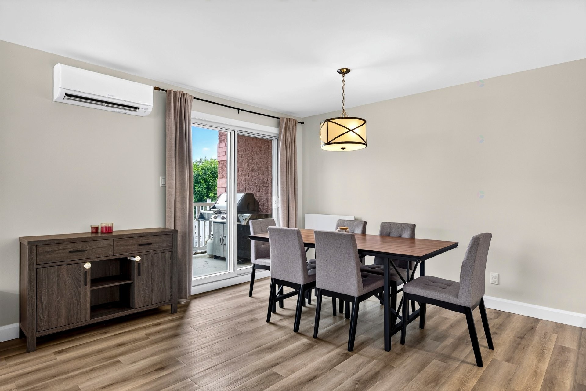 









3373


Rue Antoine-Samson

,
Sherbrooke (Les Nations),




QC
J1L2R3

