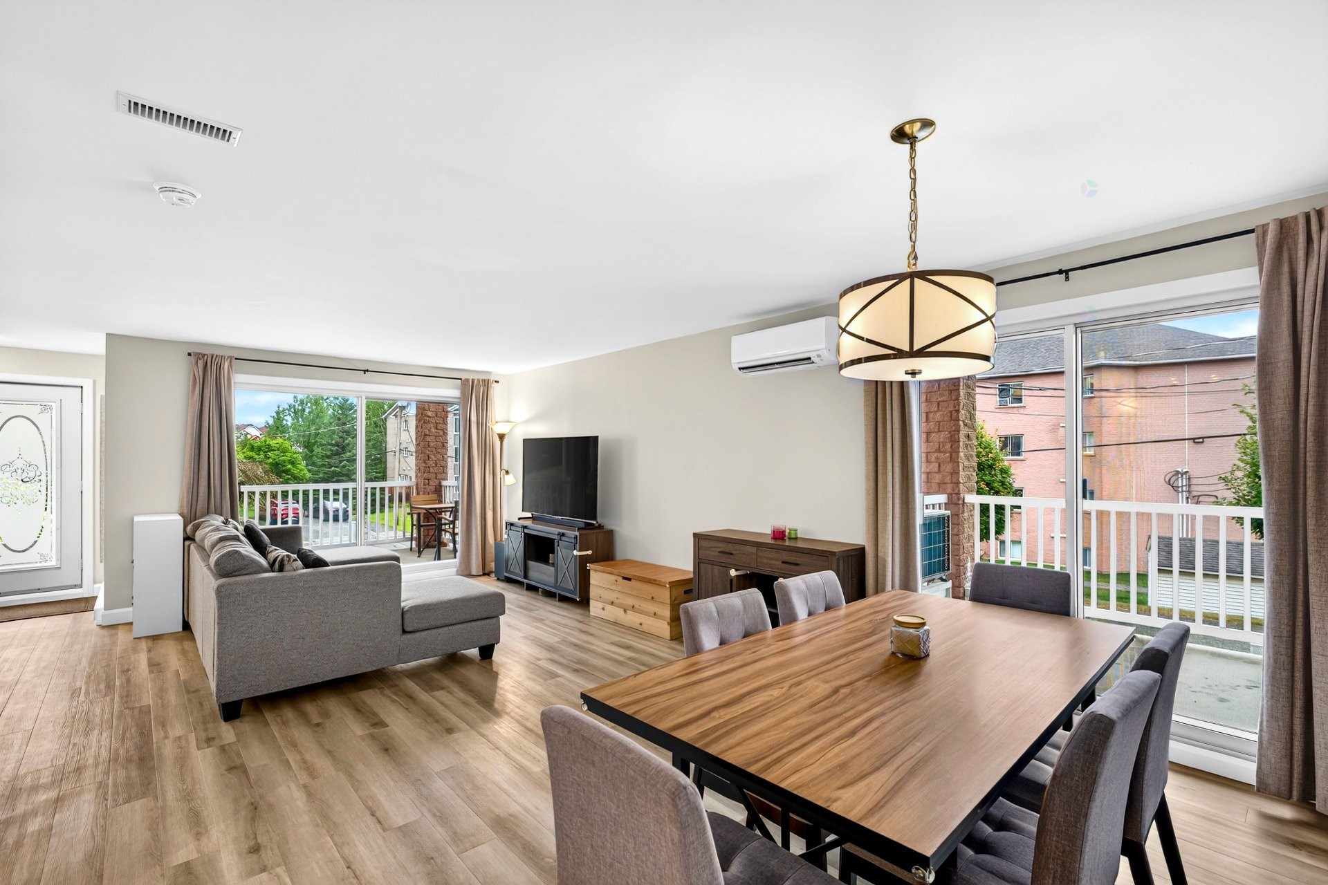 









3373


Rue Antoine-Samson

,
Sherbrooke (Les Nations),




QC
J1L2R3

