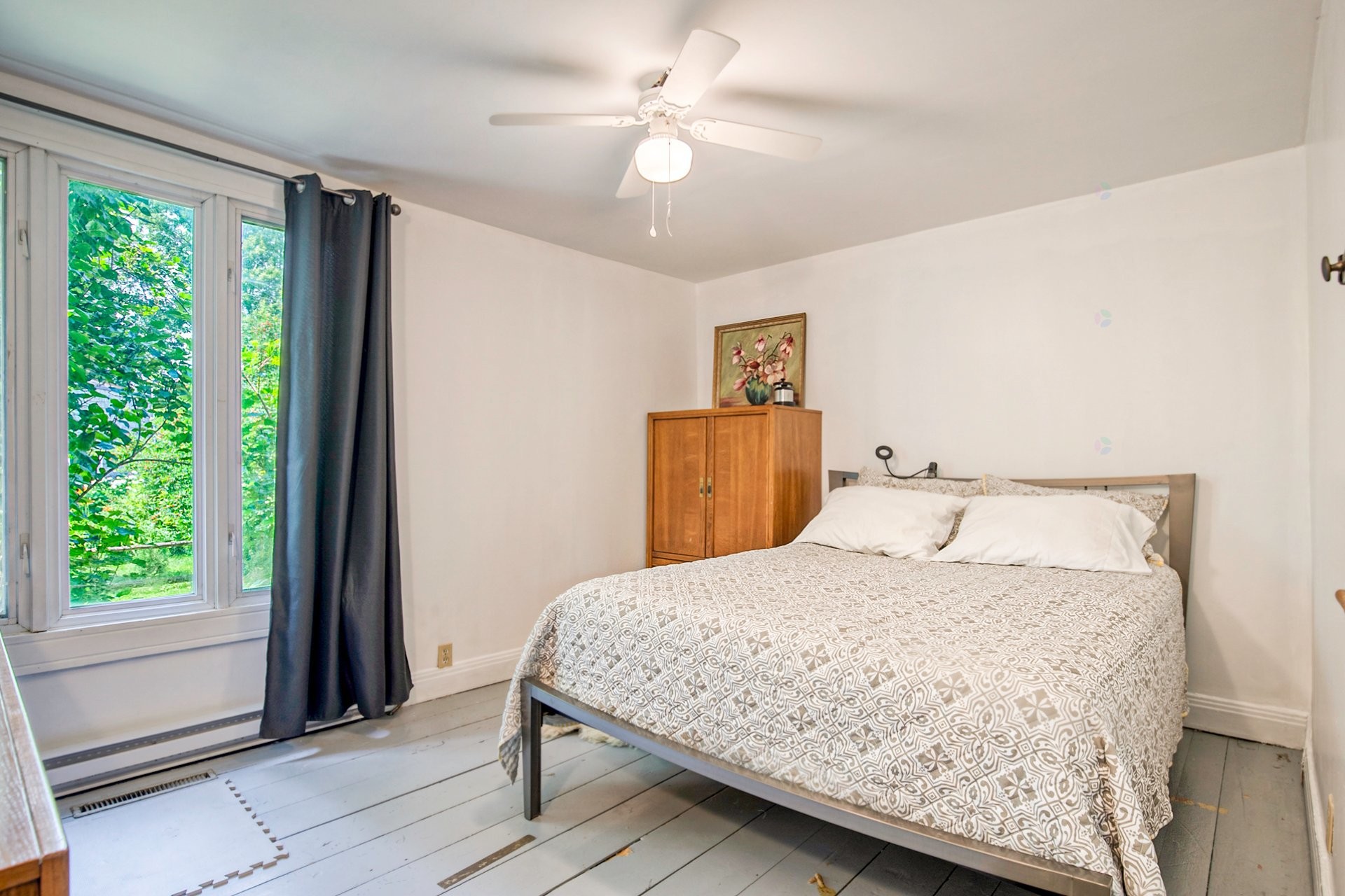 









385


Rue St-Pierre

,
Saint-Constant,




QC
J5A0M7

