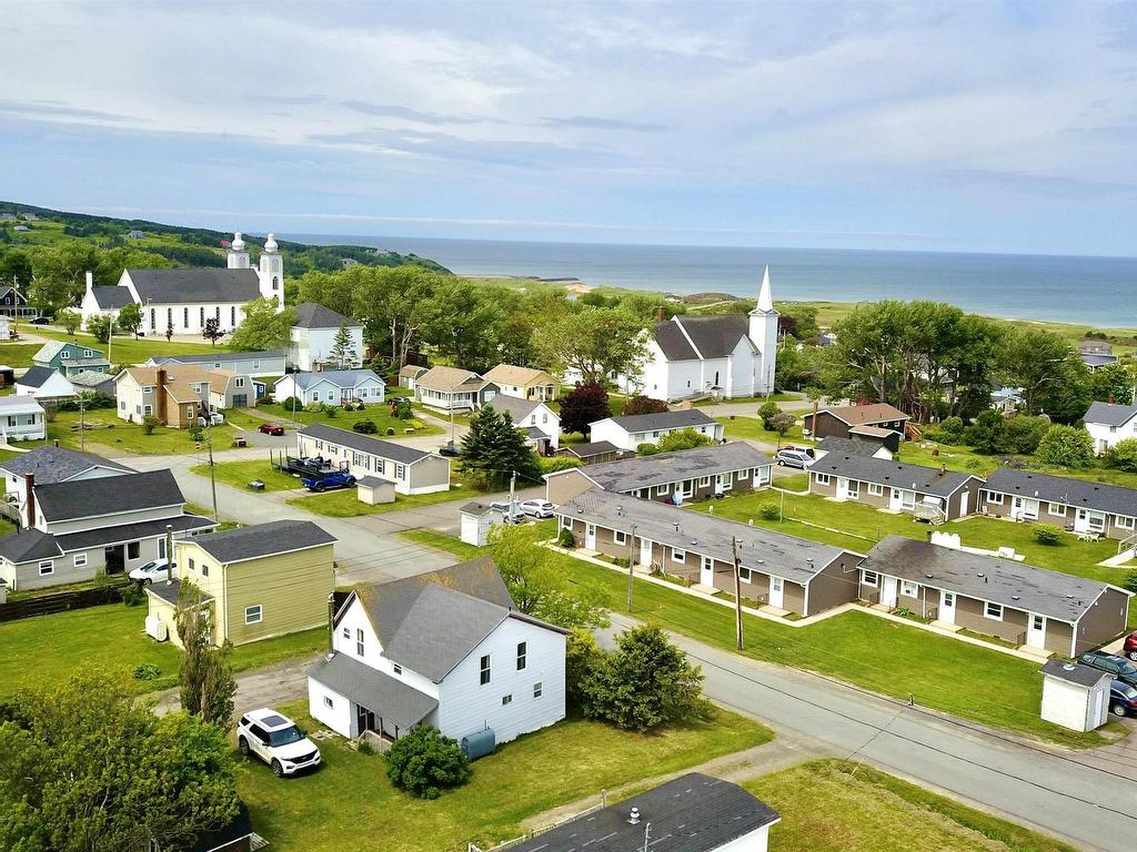 












16 Forest Street

,
Inverness,




NS
B0E 1N0

