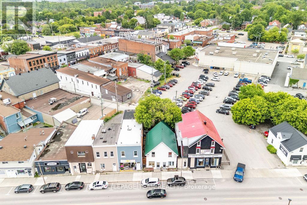 












56 MADAWASKA STREET

,
Arnprior,




Ontario
K7S1R9

