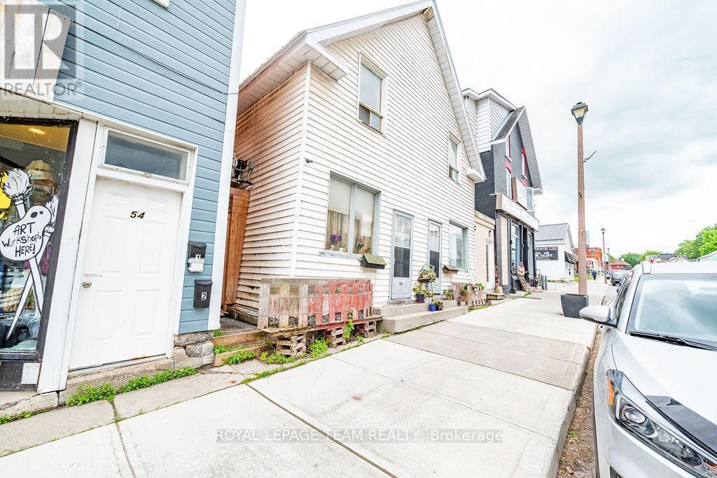 












56 MADAWASKA STREET

,
Arnprior,




Ontario
K7S1R9

