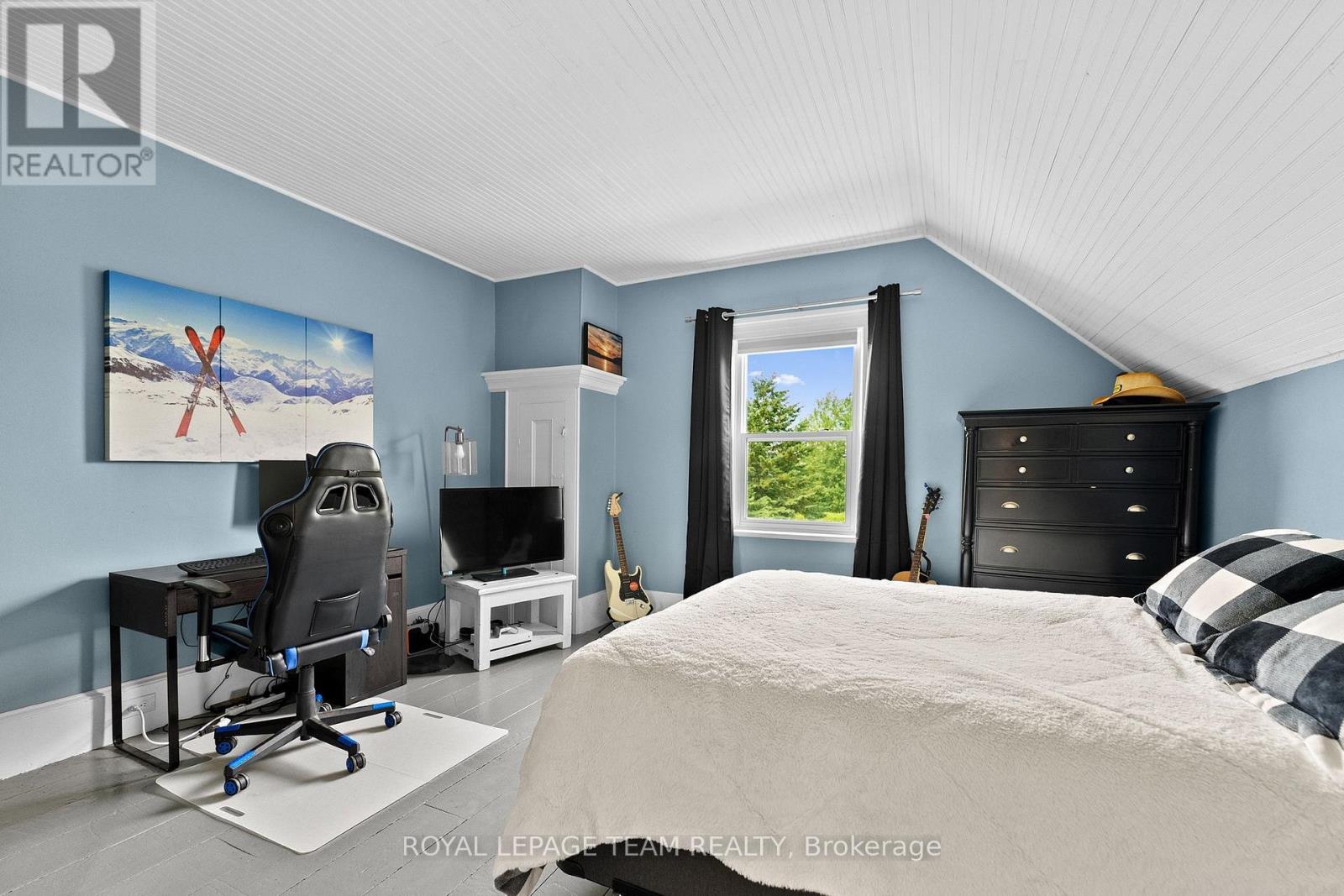 












A - 620 YANTHA ROAD

,
Horton,




Ontario
K7V3Z4


