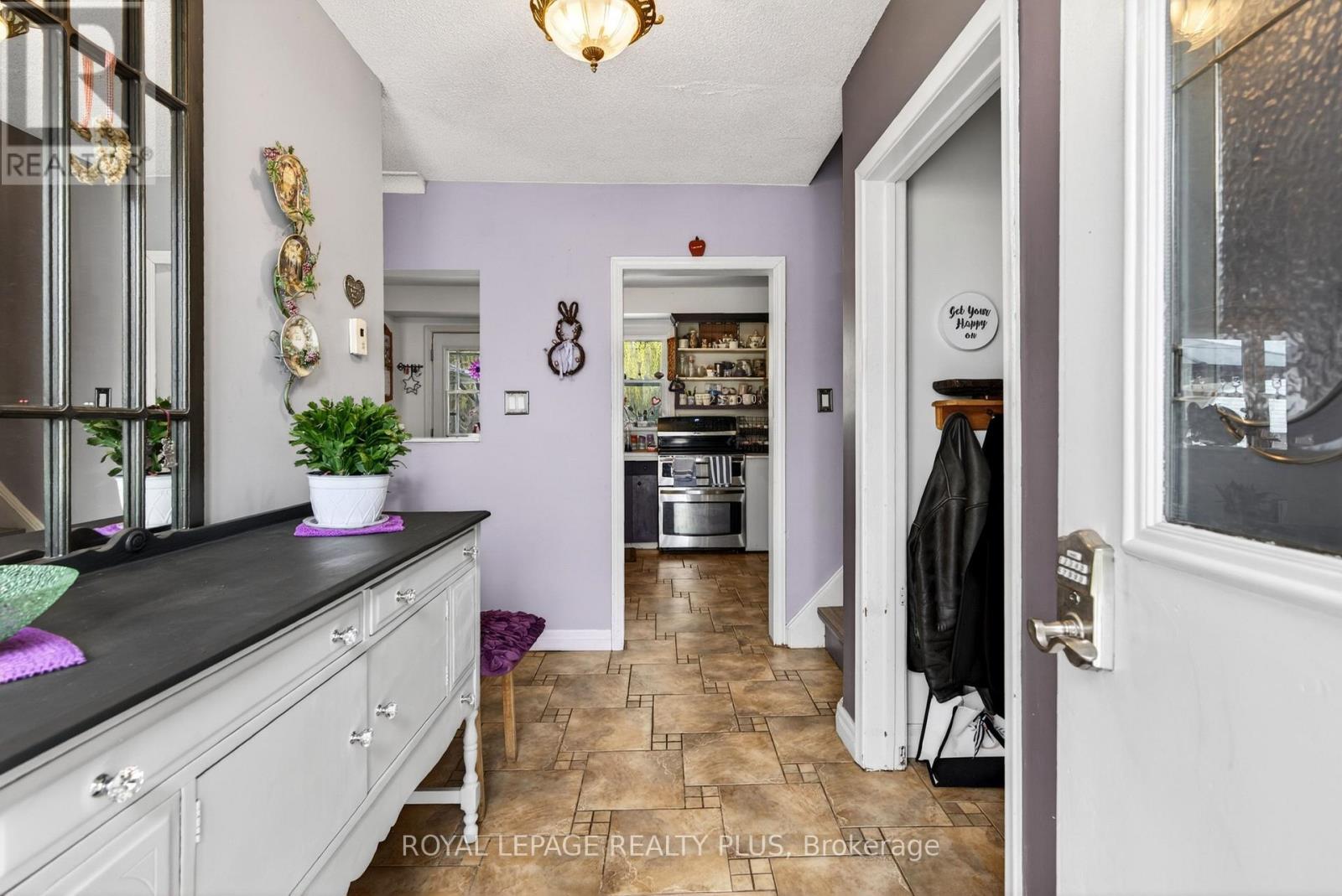 












1332 STANBURY ROAD

,
Oakville,




Ontario
L6L2J4

