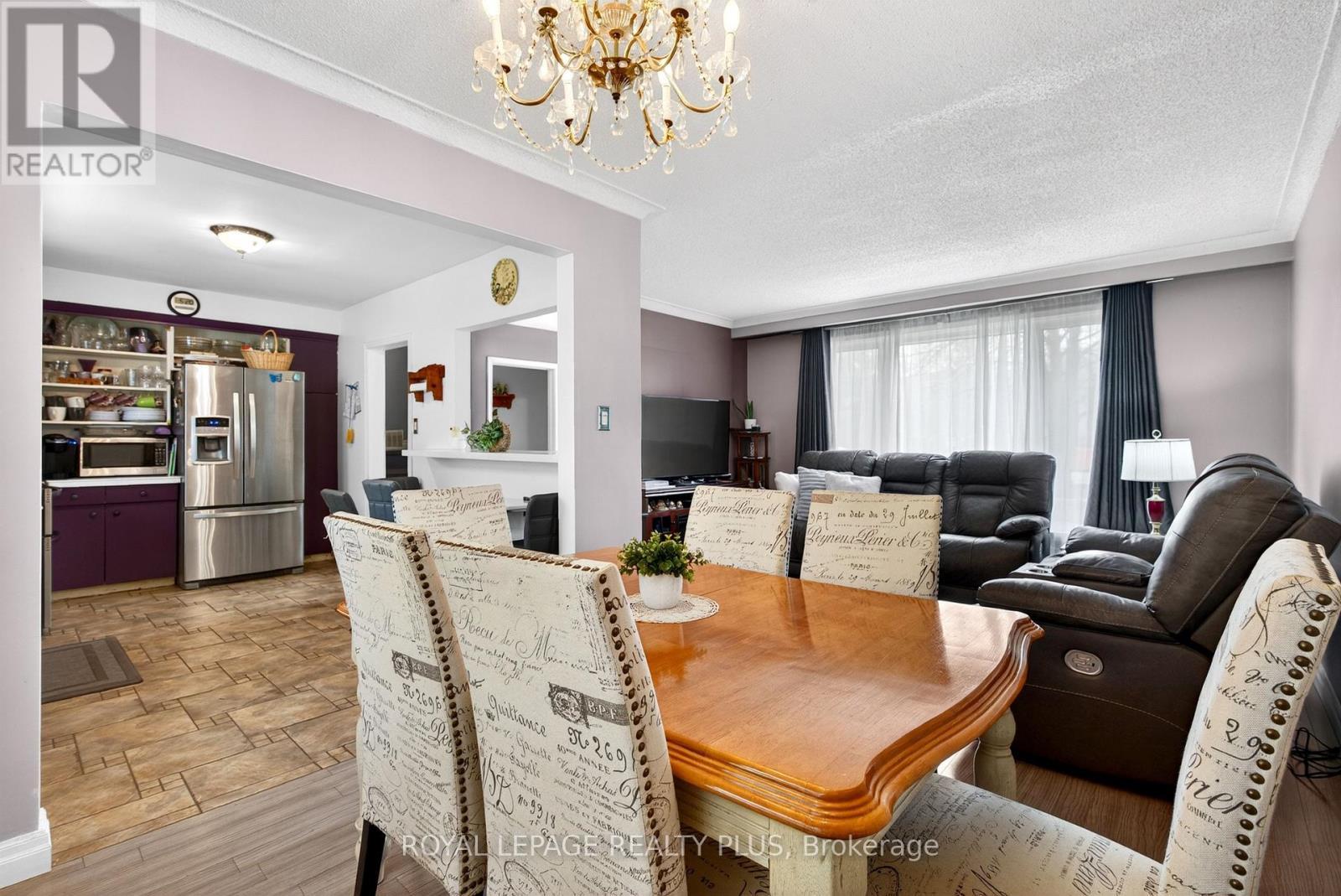 












1332 STANBURY ROAD

,
Oakville,




Ontario
L6L2J4

