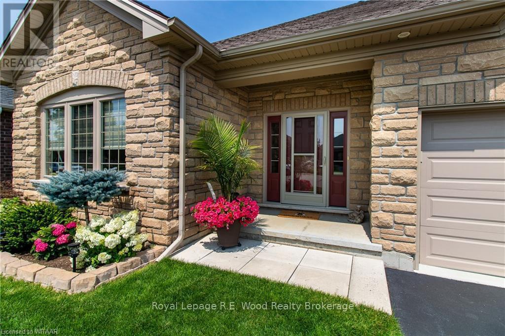 












6 ESSELTINE DRIVE

,
Tillsonburg,




Ontario
N4G0C3

