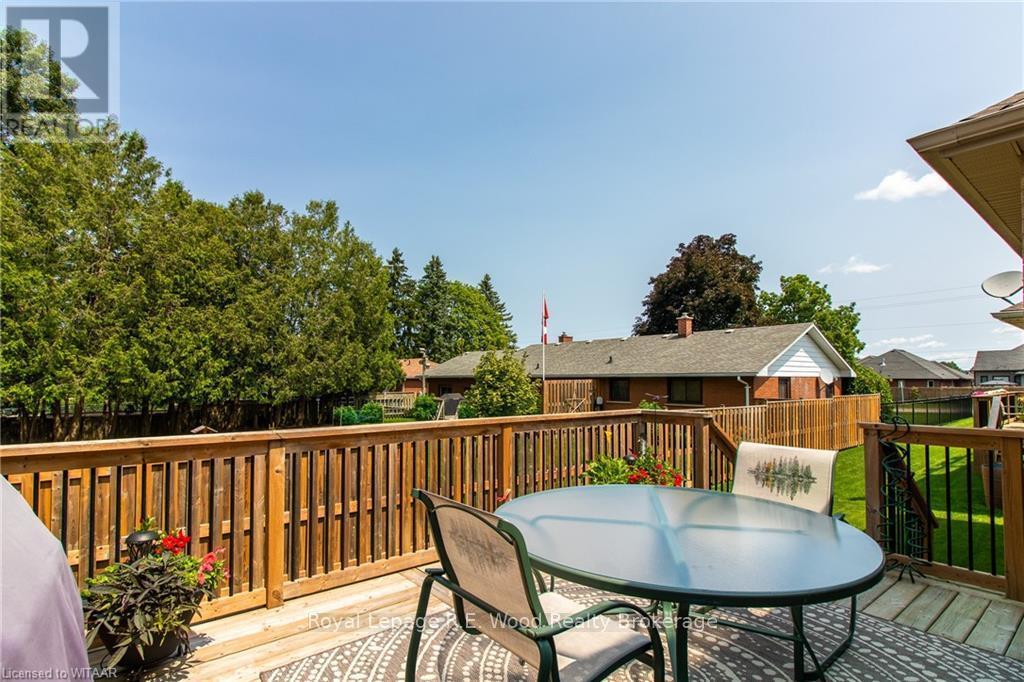












6 ESSELTINE DRIVE

,
Tillsonburg,




Ontario
N4G0C3

