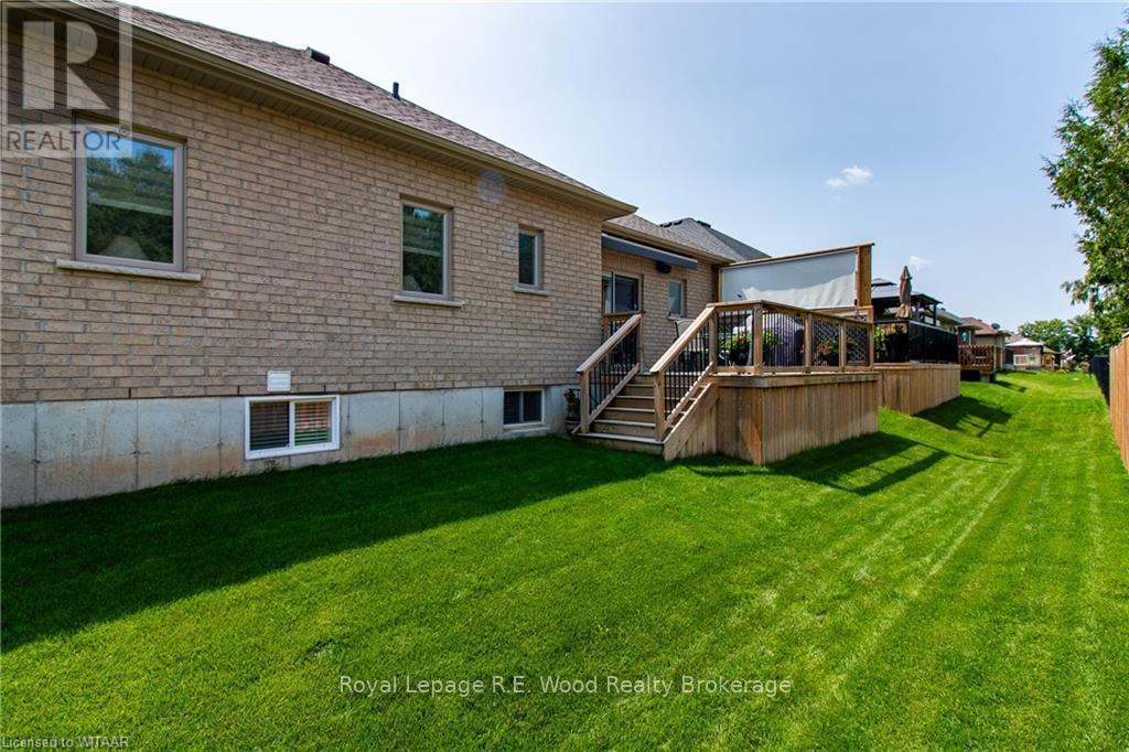 












6 ESSELTINE DRIVE

,
Tillsonburg,




Ontario
N4G0C3

