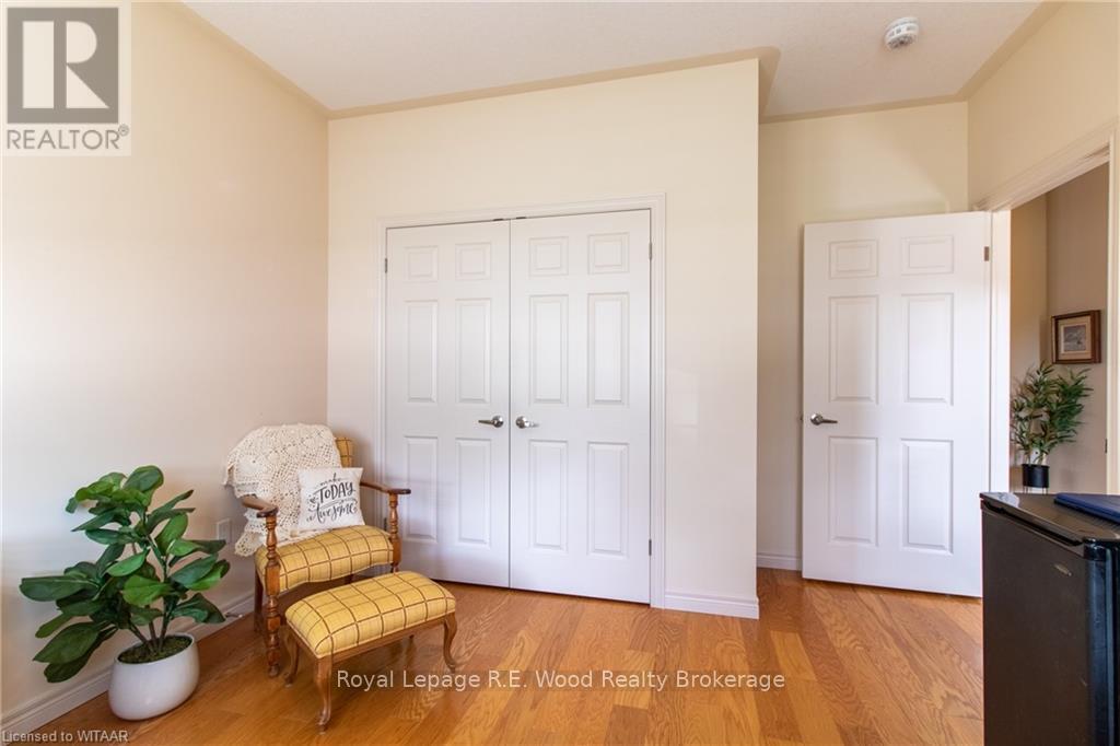 












6 ESSELTINE DRIVE

,
Tillsonburg,




Ontario
N4G0C3

