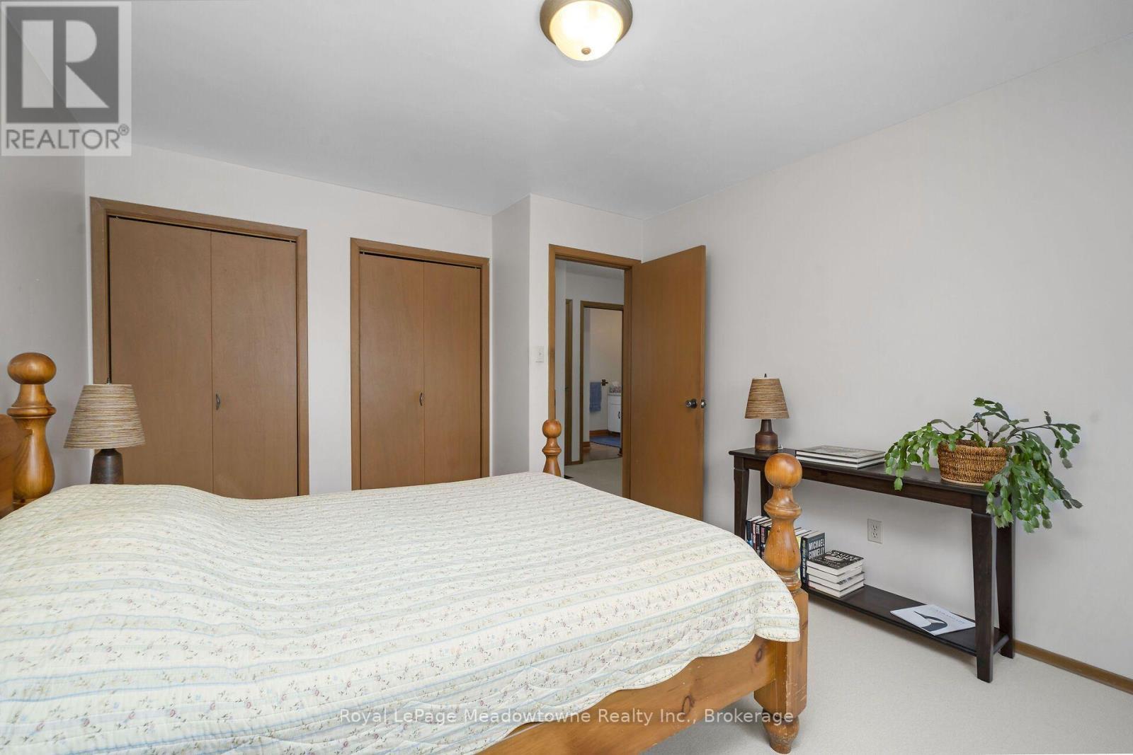 












12170 SIXTH LINE NASSAGAWEYA

,
Milton (NA Rural Nassagaweya),




Ontario
L7J2L7

