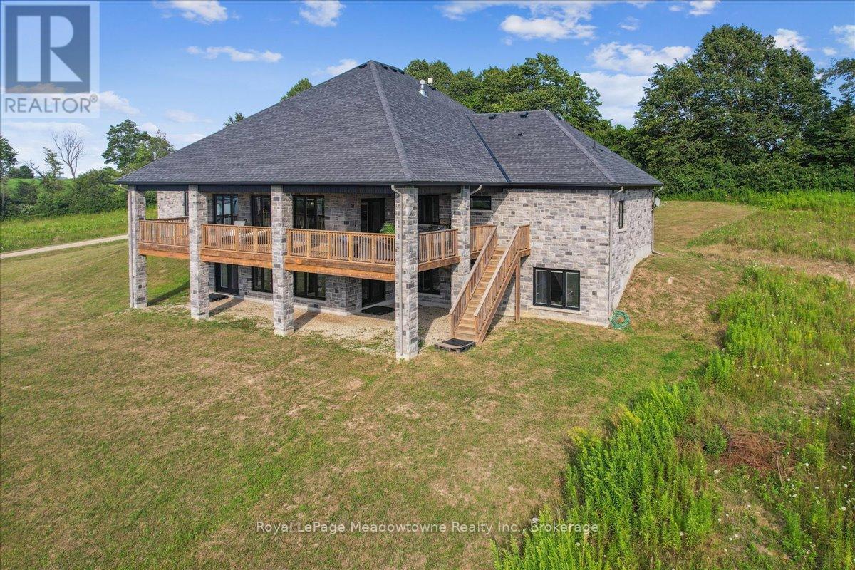 












8837 WELLINGTON ROAD 124

,
Erin,




Ontario
N1H6H7

