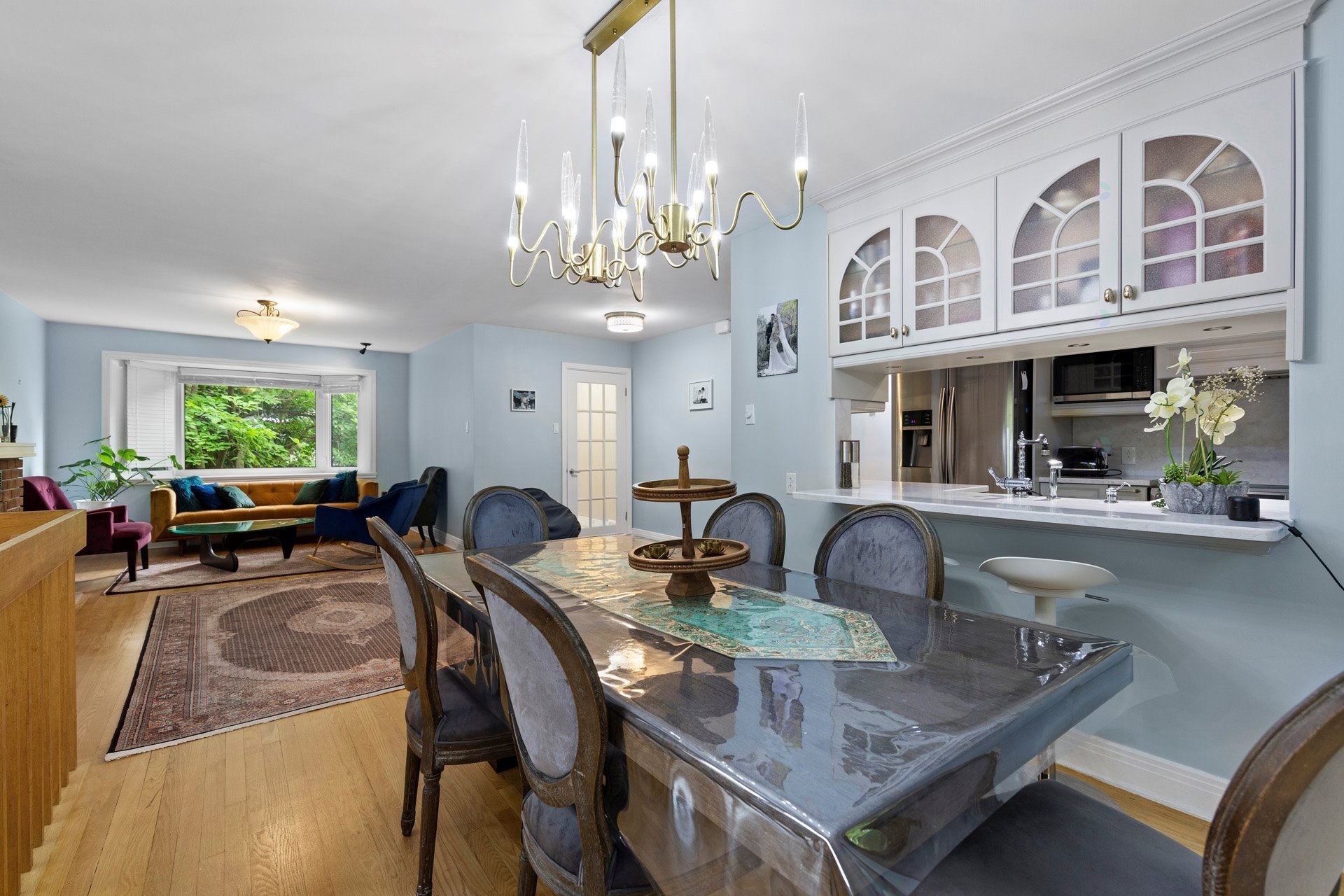 









8


Av. Clearview

,
Pointe-Claire,




QC
H9R3C5


