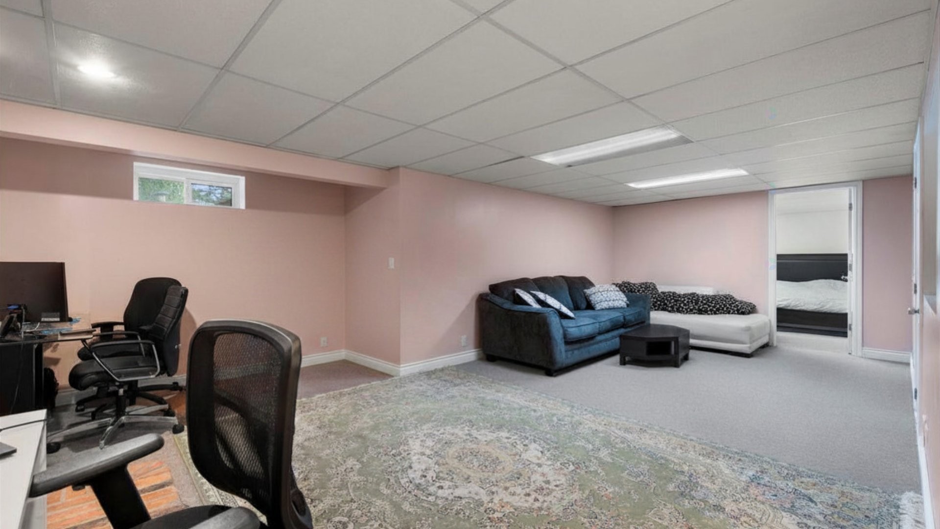 









8


Av. Clearview

,
Pointe-Claire,




QC
H9R3C5

