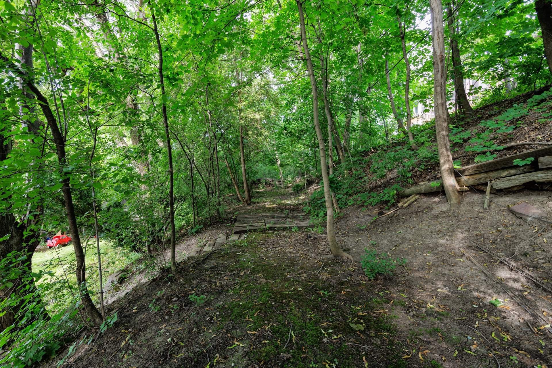 









8


Av. Clearview

,
Pointe-Claire,




QC
H9R3C5

