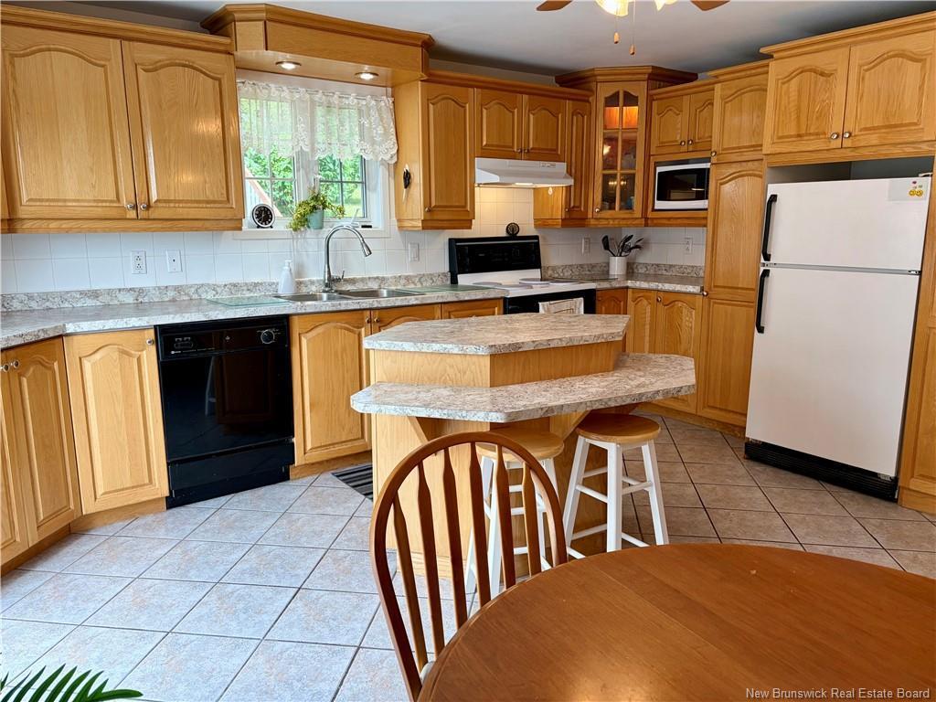 









510


Victoria

,
Dalhousie,




NB
E8C 2T2

