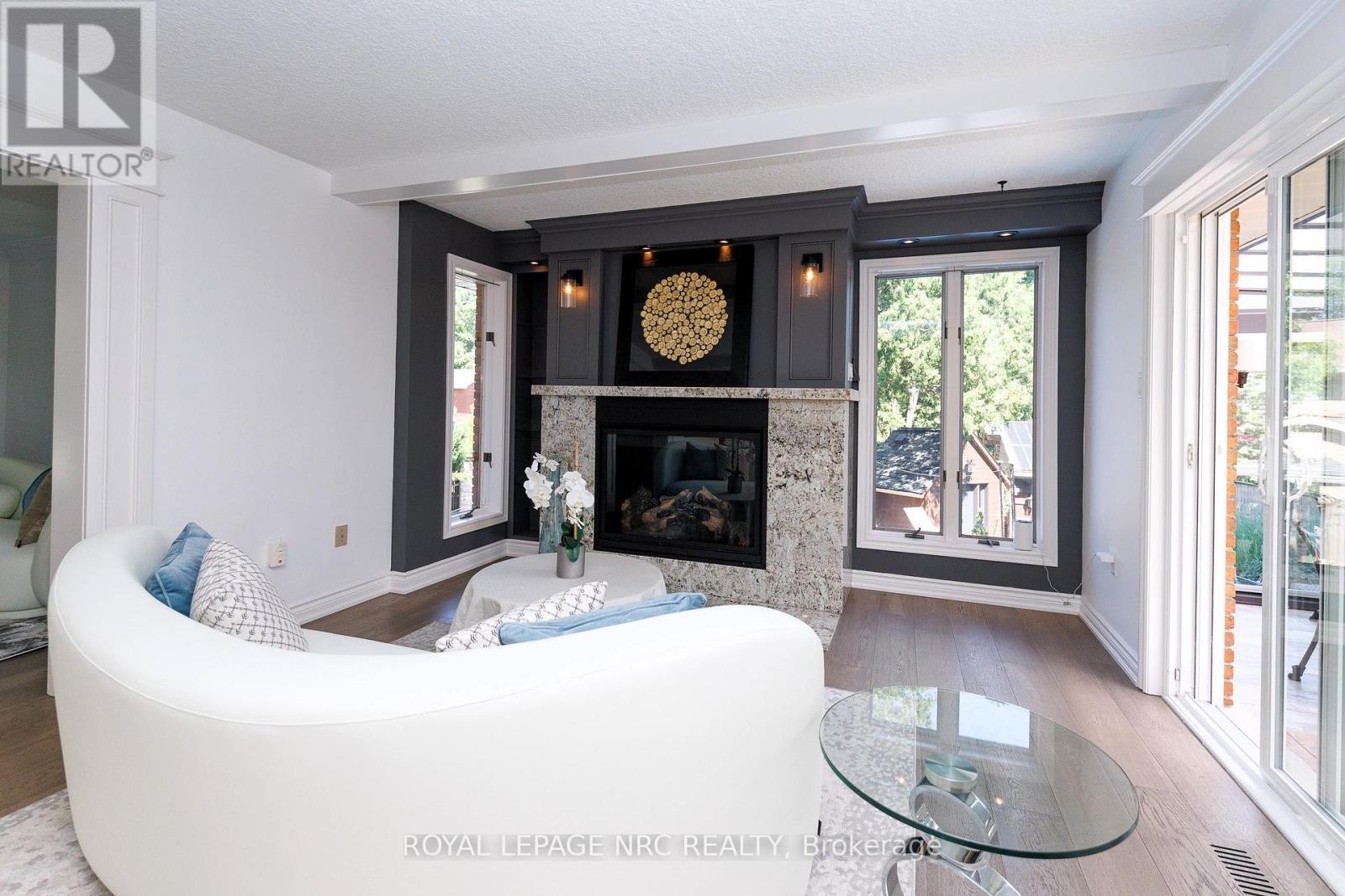 












15 PETRONELLA PARKWAY

,
Pelham (Fonthill),




Ontario
L0S1E0


