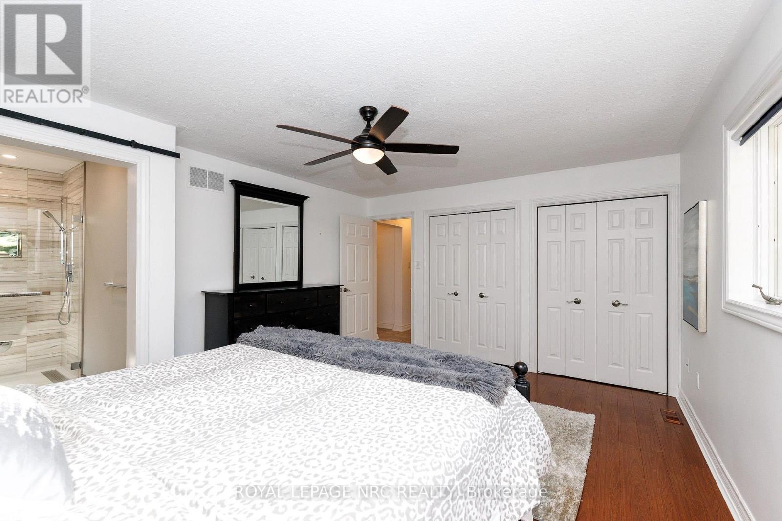 












15 PETRONELLA PARKWAY

,
Pelham (Fonthill),




Ontario
L0S1E0

