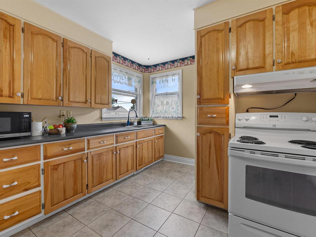 












14 Birchfield Crescent

,
Spryfield,




NS
B3R 2E7

