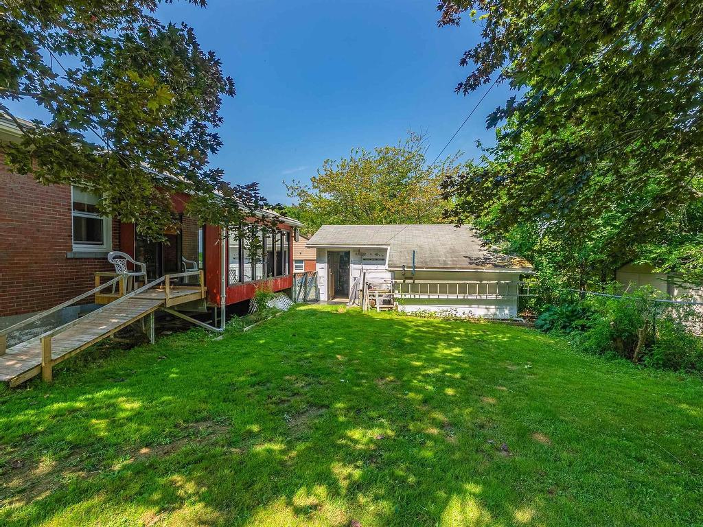 












14 Birchfield Crescent

,
Spryfield,




NS
B3R 2E7

