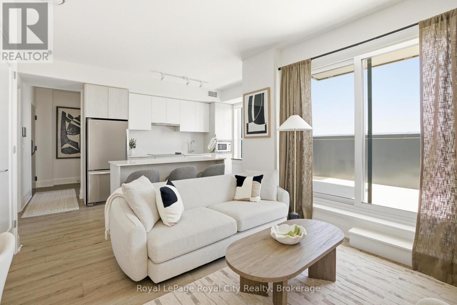 












604 - 3071 TRAFALGAR ROAD

,
Oakville (JM Joshua Meadows),




Ontario
L6H8C6

