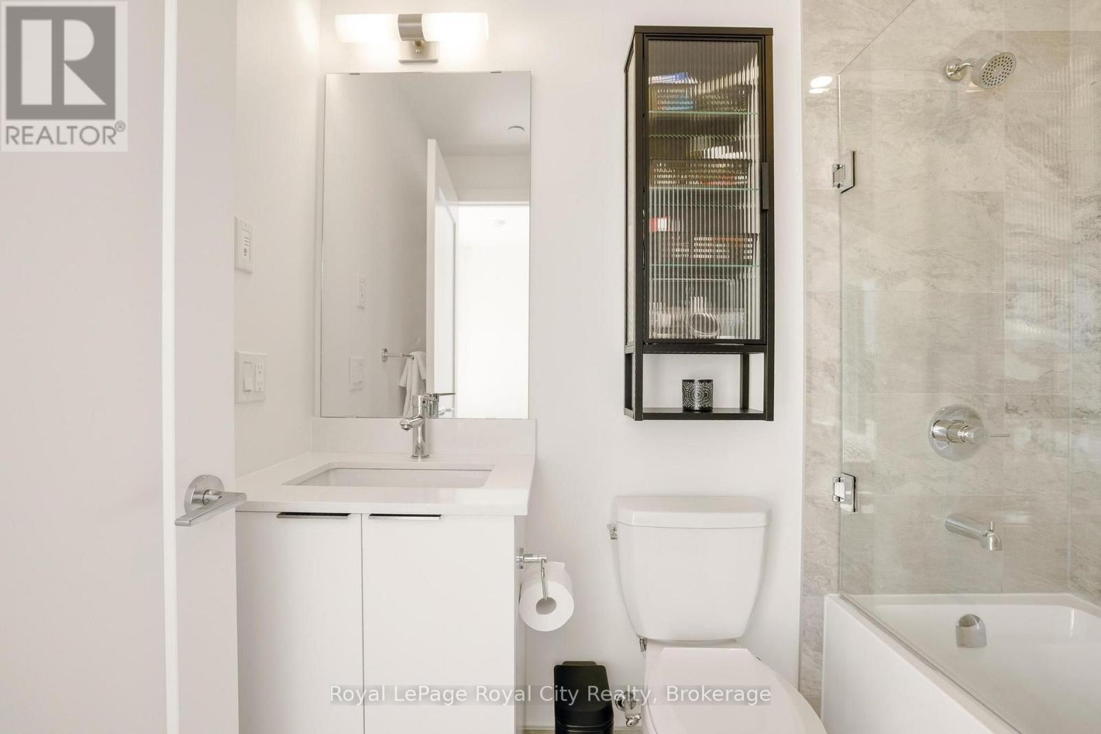












604 - 3071 TRAFALGAR ROAD

,
Oakville (JM Joshua Meadows),




Ontario
L6H8C6

