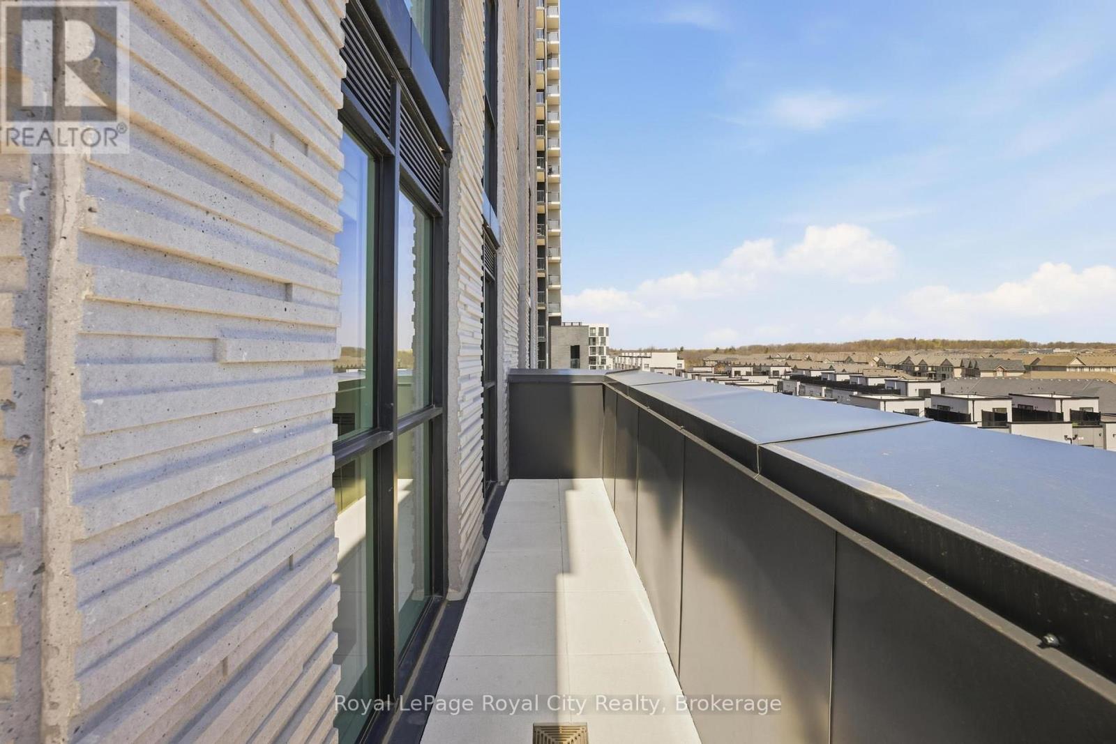 












604 - 3071 TRAFALGAR ROAD

,
Oakville (JM Joshua Meadows),




Ontario
L6H8C6

