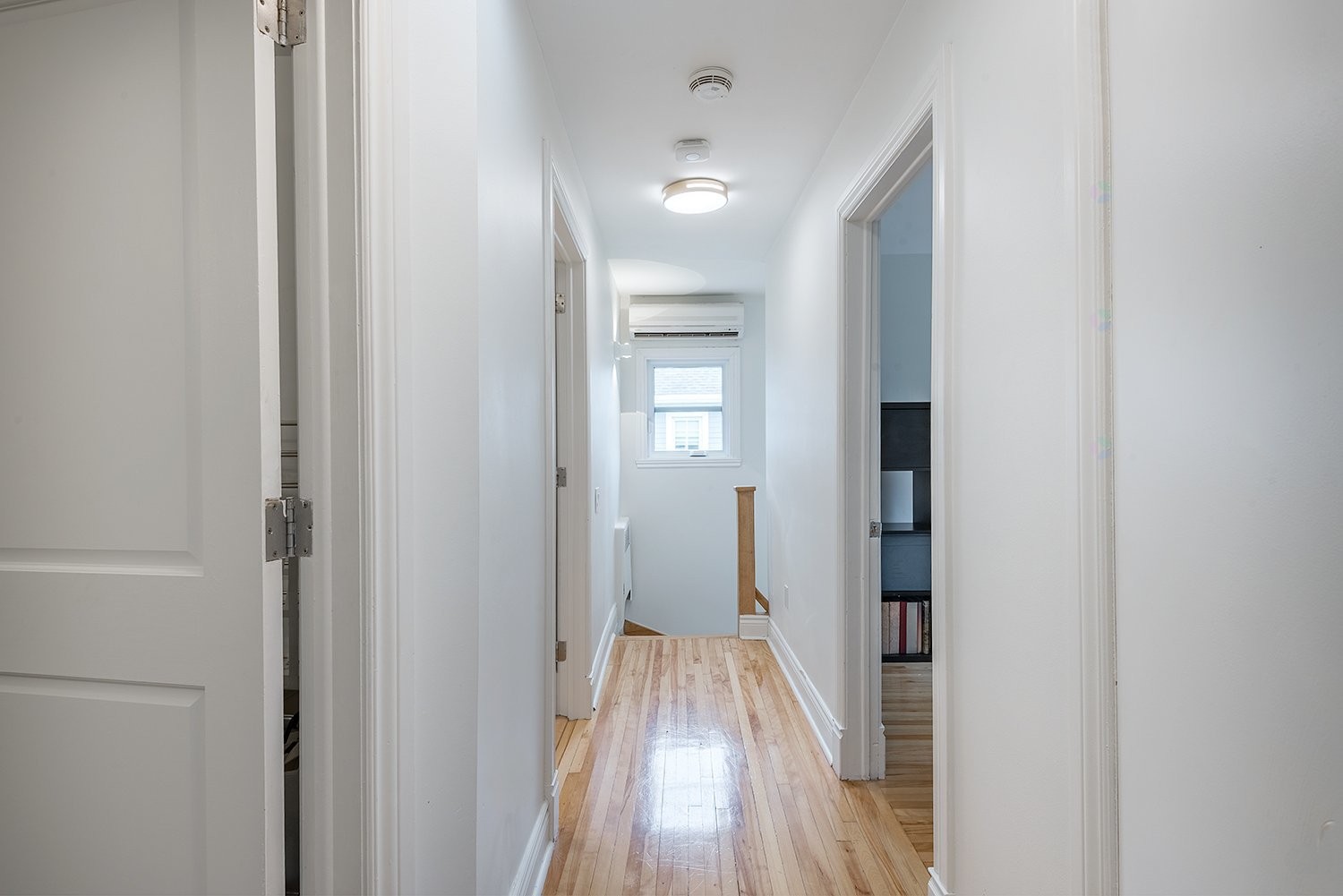









355


Av. Edison

,
Saint-Lambert,




QC
J4R2P8

