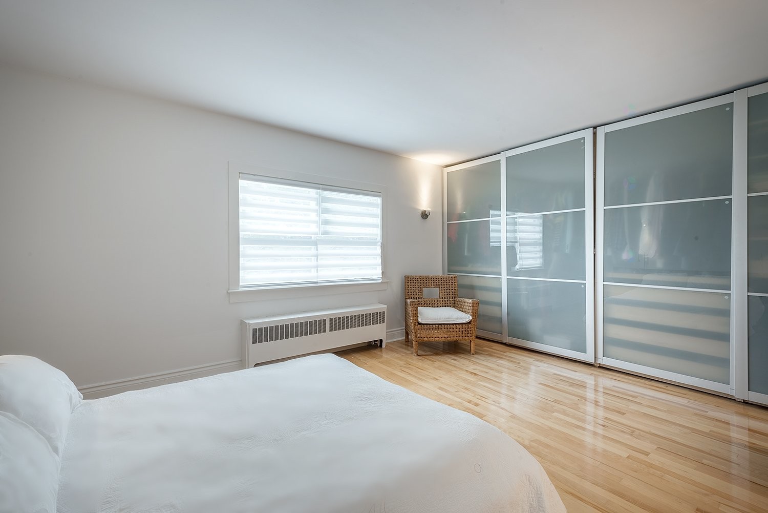 









355


Av. Edison

,
Saint-Lambert,




QC
J4R2P8

