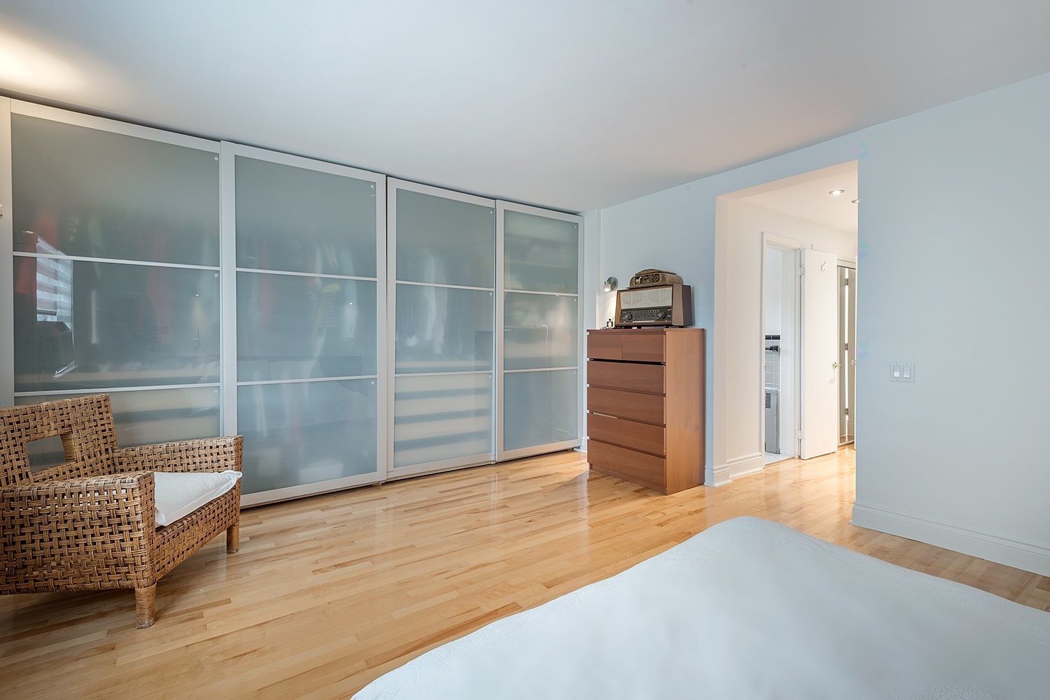 









355


Av. Edison

,
Saint-Lambert,




QC
J4R2P8

